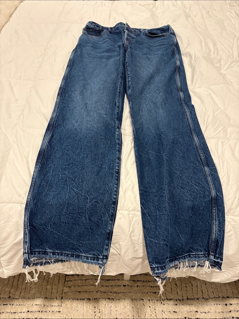 Express Relaxed Straight High Rise Jeans - Picture 3 of 3